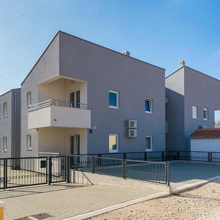 Nice Apartment In Vrsi-Mulo With Wifi Buitenkant foto