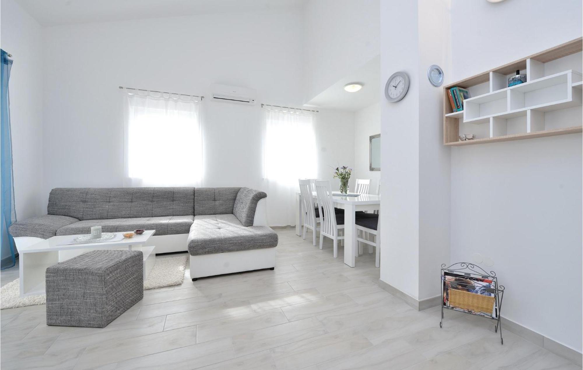 Nice Apartment In Vrsi-Mulo With Wifi Buitenkant foto