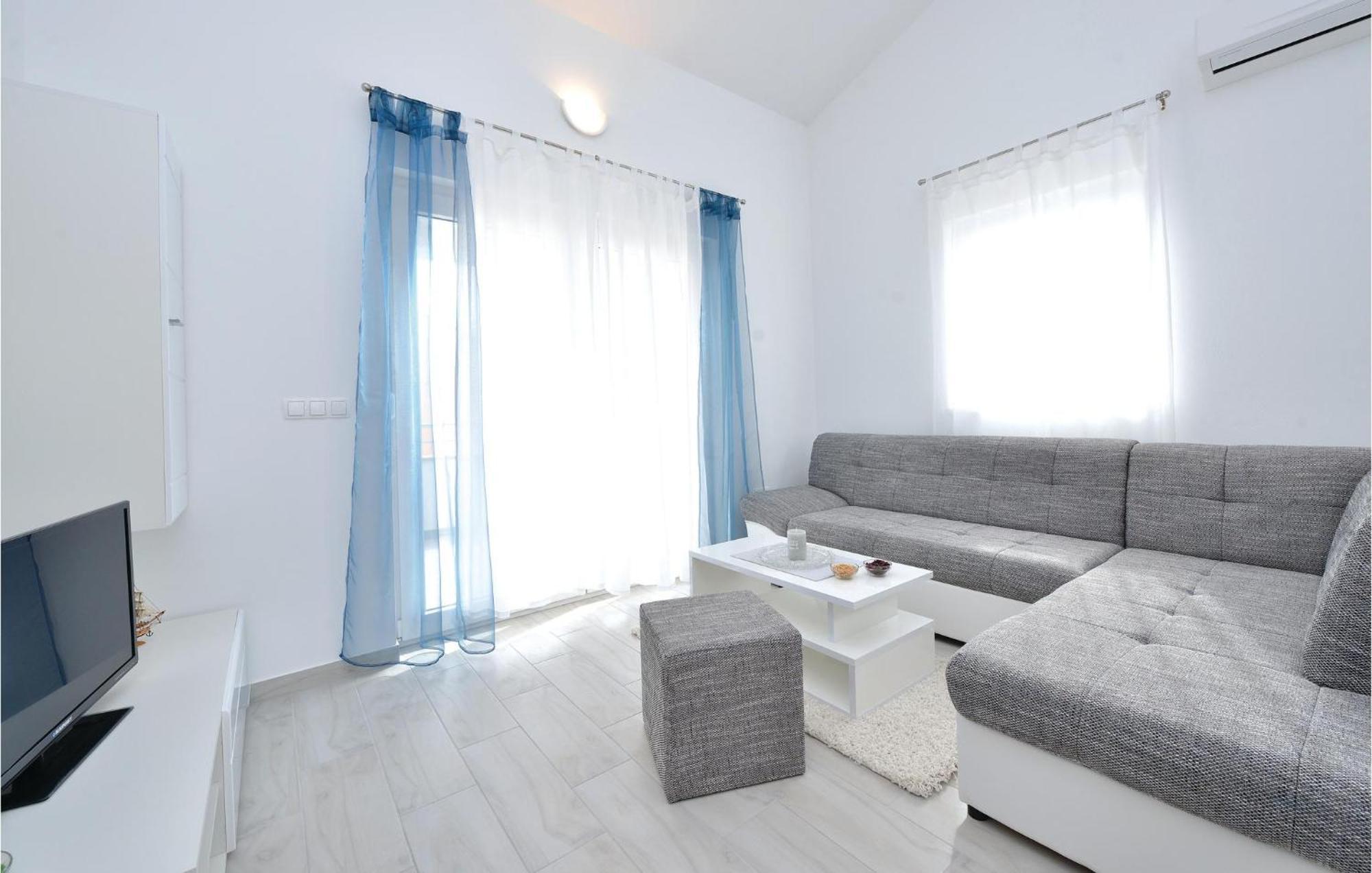 Nice Apartment In Vrsi-Mulo With Wifi Buitenkant foto